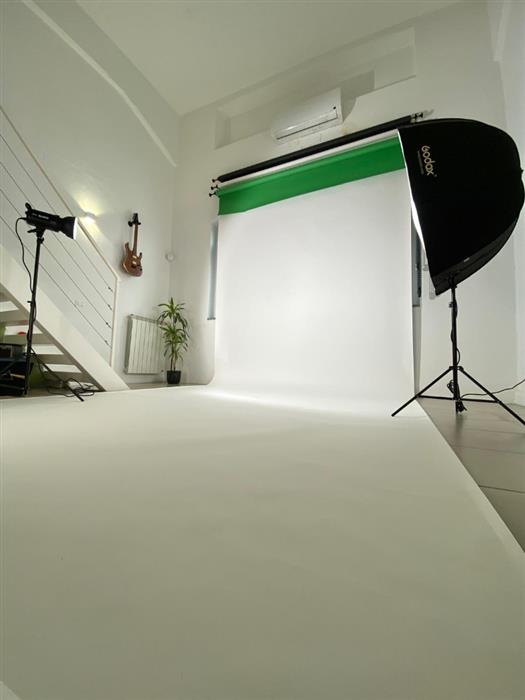 lightroomilano studio fotografico a noleggio milano